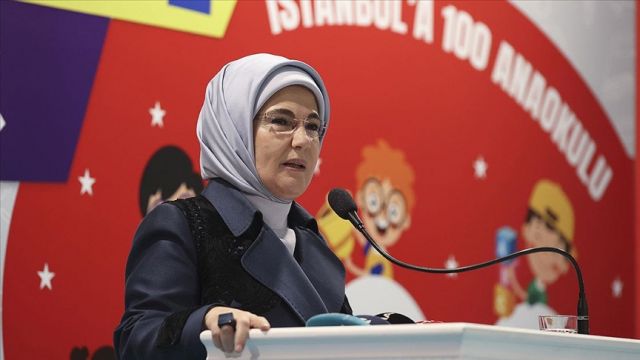 Emine Erdoğan, İstanbul'da okul öncesi eğitim seferberliği başlattı